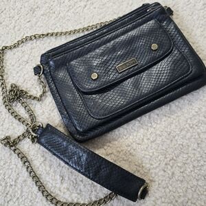 148. Roxy Crossbody